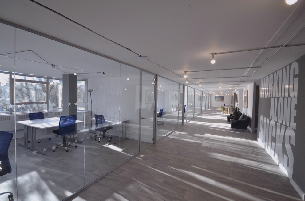 Commercial Office Refurbishment | Modern office with glass partitions