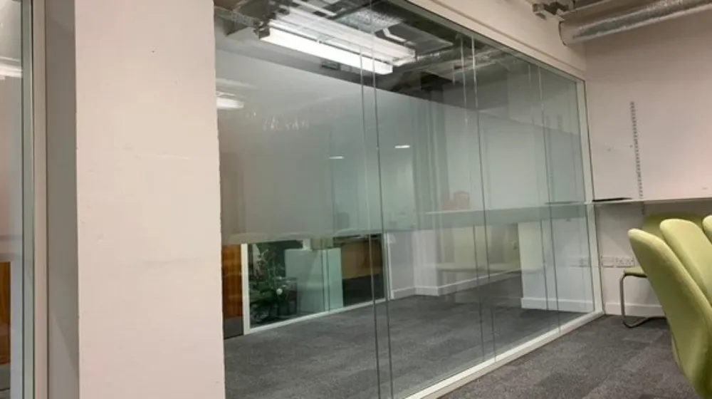 Montefiore Hospital | Glass partition office