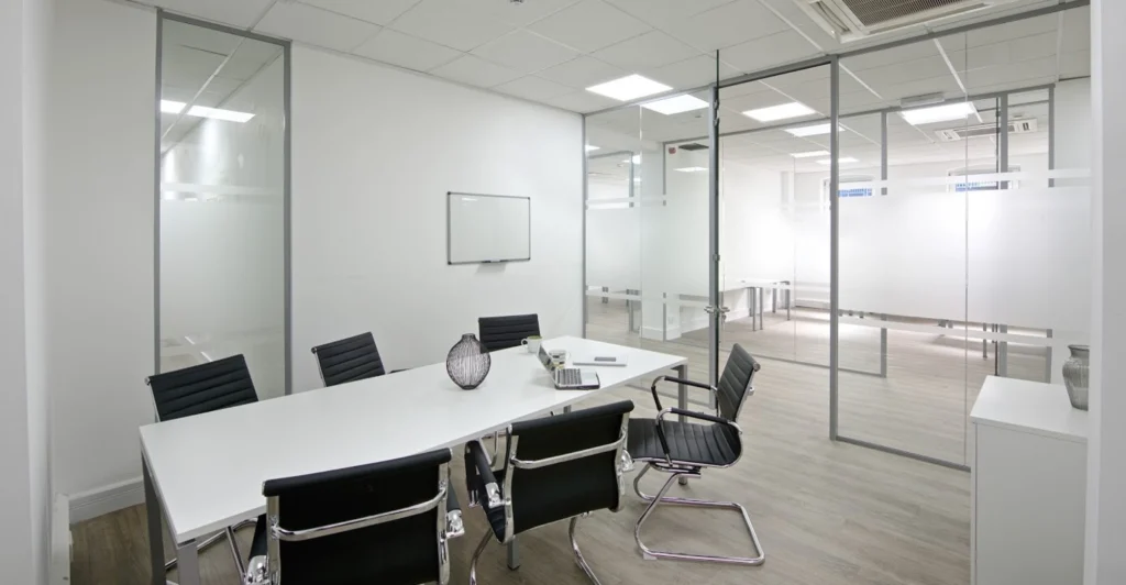 Glass office walls | Office meeting room.